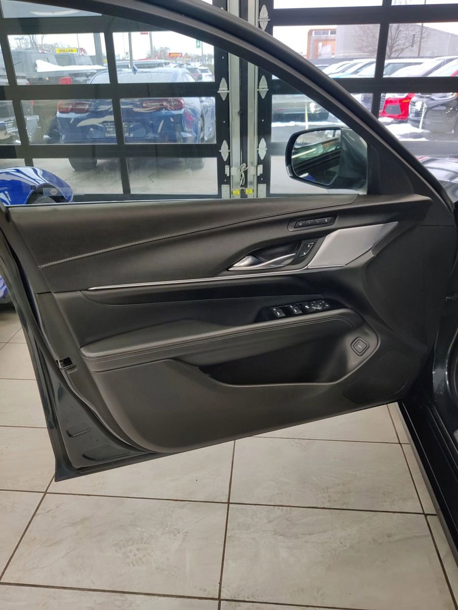 Used 2022 Cadillac CT4 Premium Luxury AWD/4WD image 21