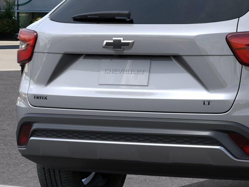 New 2026 Chevrolet Trax LT w/ Driver Confidence Package FWD image 14