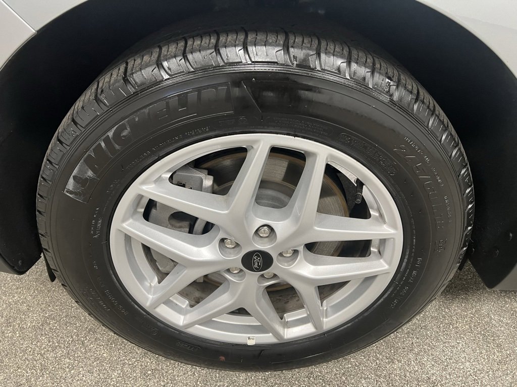 Used 2024 Ford Edge SEL image 17
