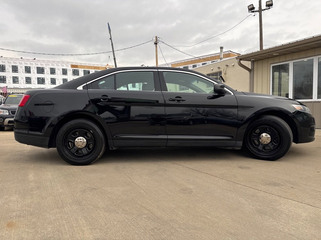 Used 2019 Ford Taurus Police Interceptor AWD w/ 2-tone Vinyl Package #1 image 4