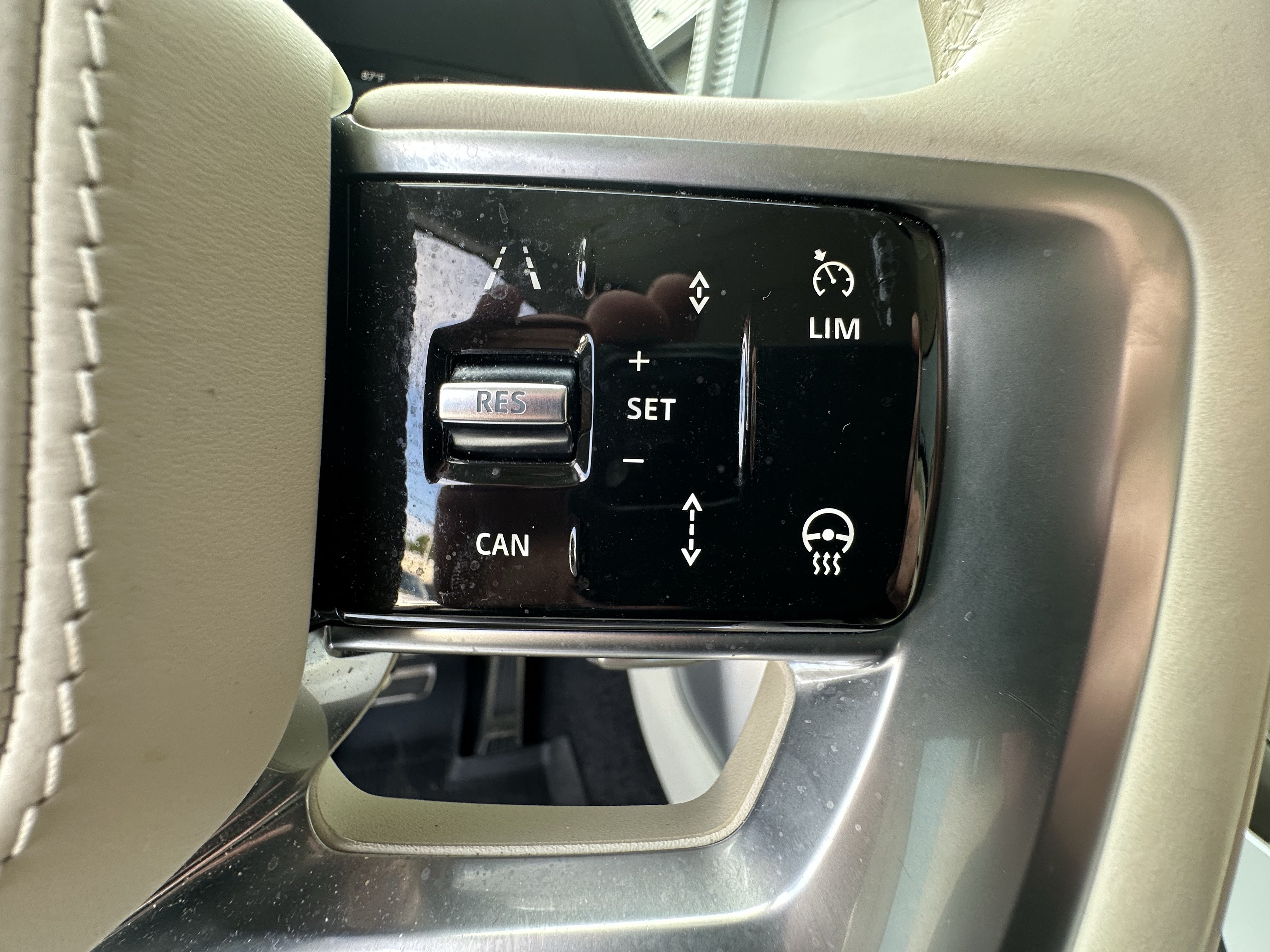 Certified 2024 Land Rover Range Rover Autobiography AWD/4WD image 20