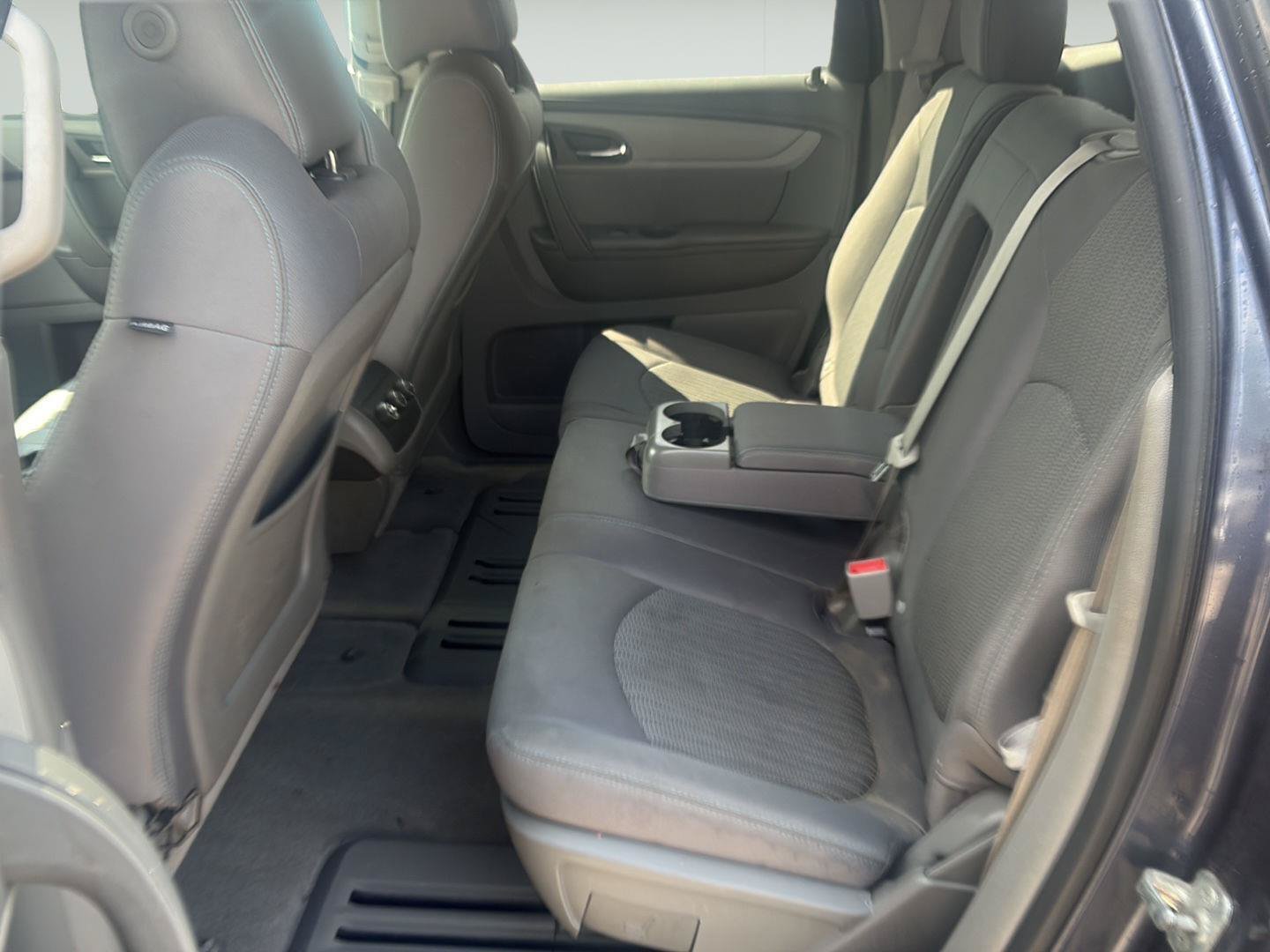 Used 2013 Chevrolet Traverse LS FWD image 17