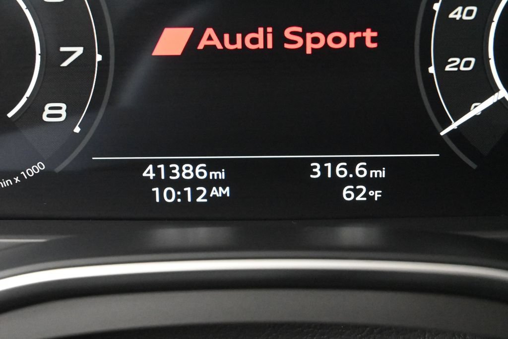 Used 2021 Audi RS 6 AWD/4WD image 34