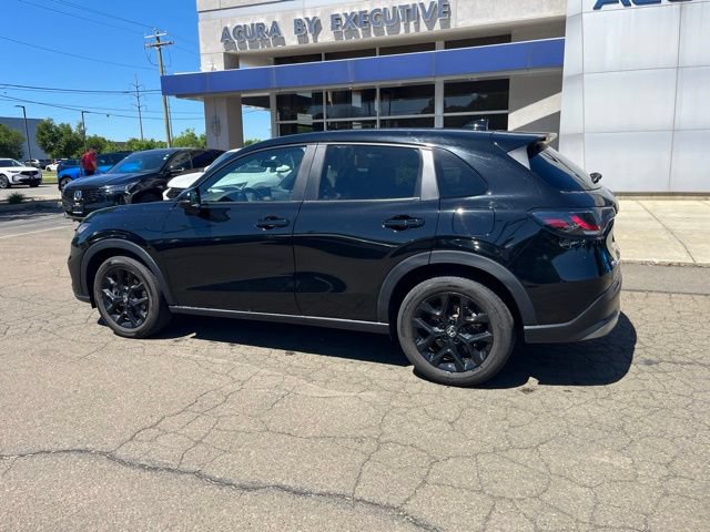 Used 2025 Honda HR-V Sport image 6