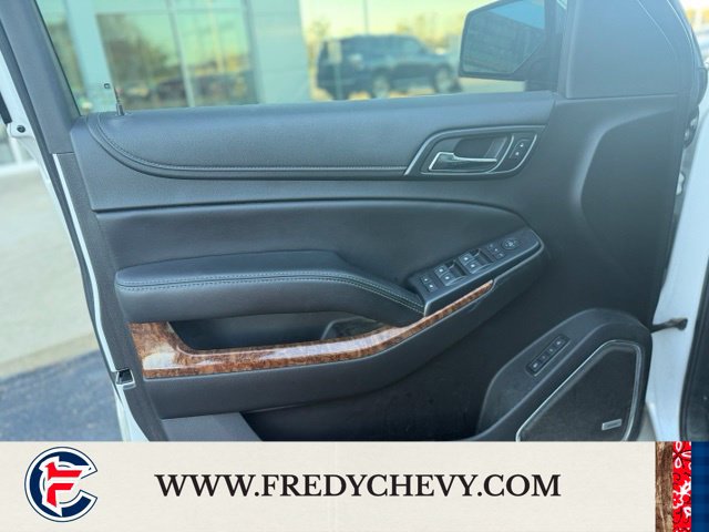 Used 2018 Chevrolet Suburban Premier AWD/4WD image 19