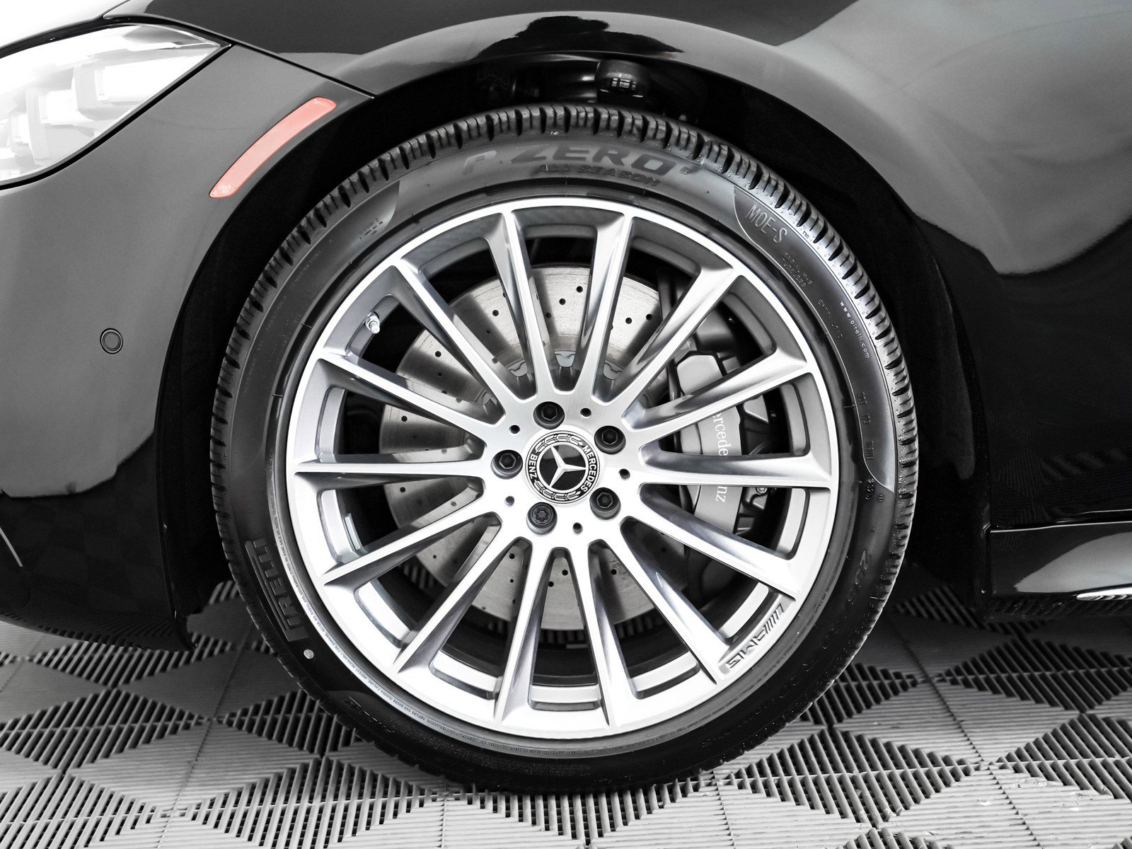 New 2026 Mercedes-Benz S 580 4MATIC Sedan image 6