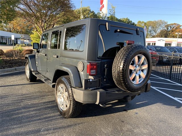 Used 2017 Jeep Wrangler Unlimited Sahara w/ Connectivity Group image 6