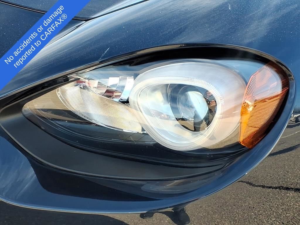 Used 2020 FIAT 124 Spider Classica w/ Mopar All Weather Plus Group image 17