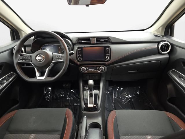 Used 2024 Nissan Versa SR FWD image 13