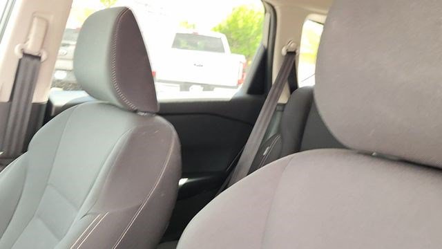 Used 2024 Nissan Rogue S AWD/4WD image 35