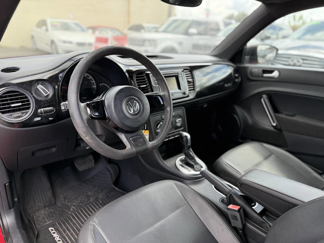 Used 2017 Volkswagen Beetle 1.8T Classic FWD image 13