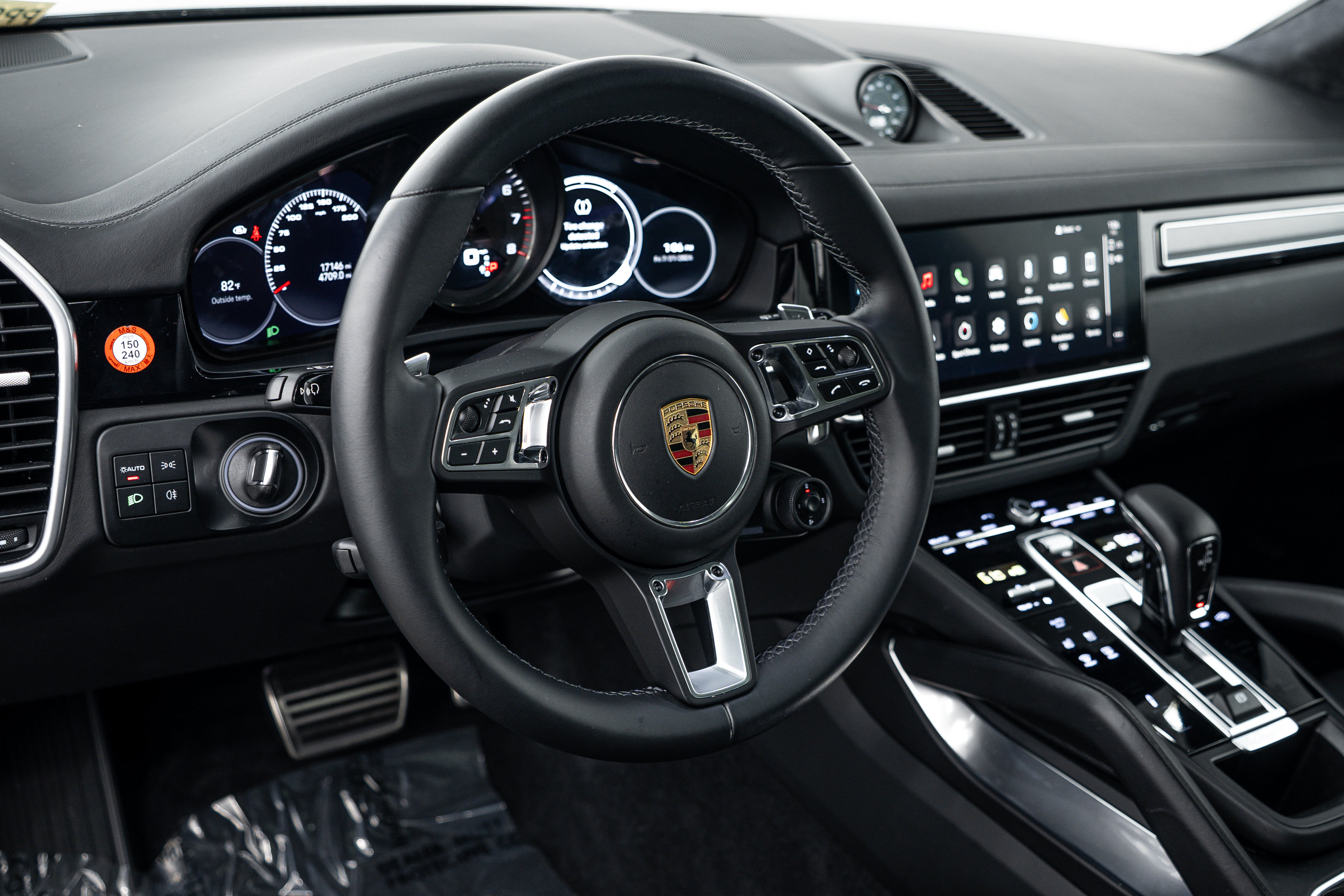 Certified 2023 Porsche Cayenne Turbo AWD/4WD image 14