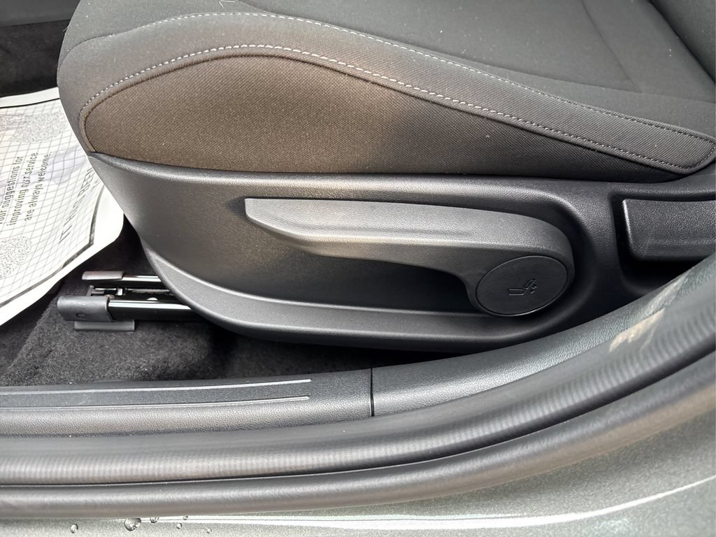 New 2026 Hyundai Elantra SEL FWD image 24