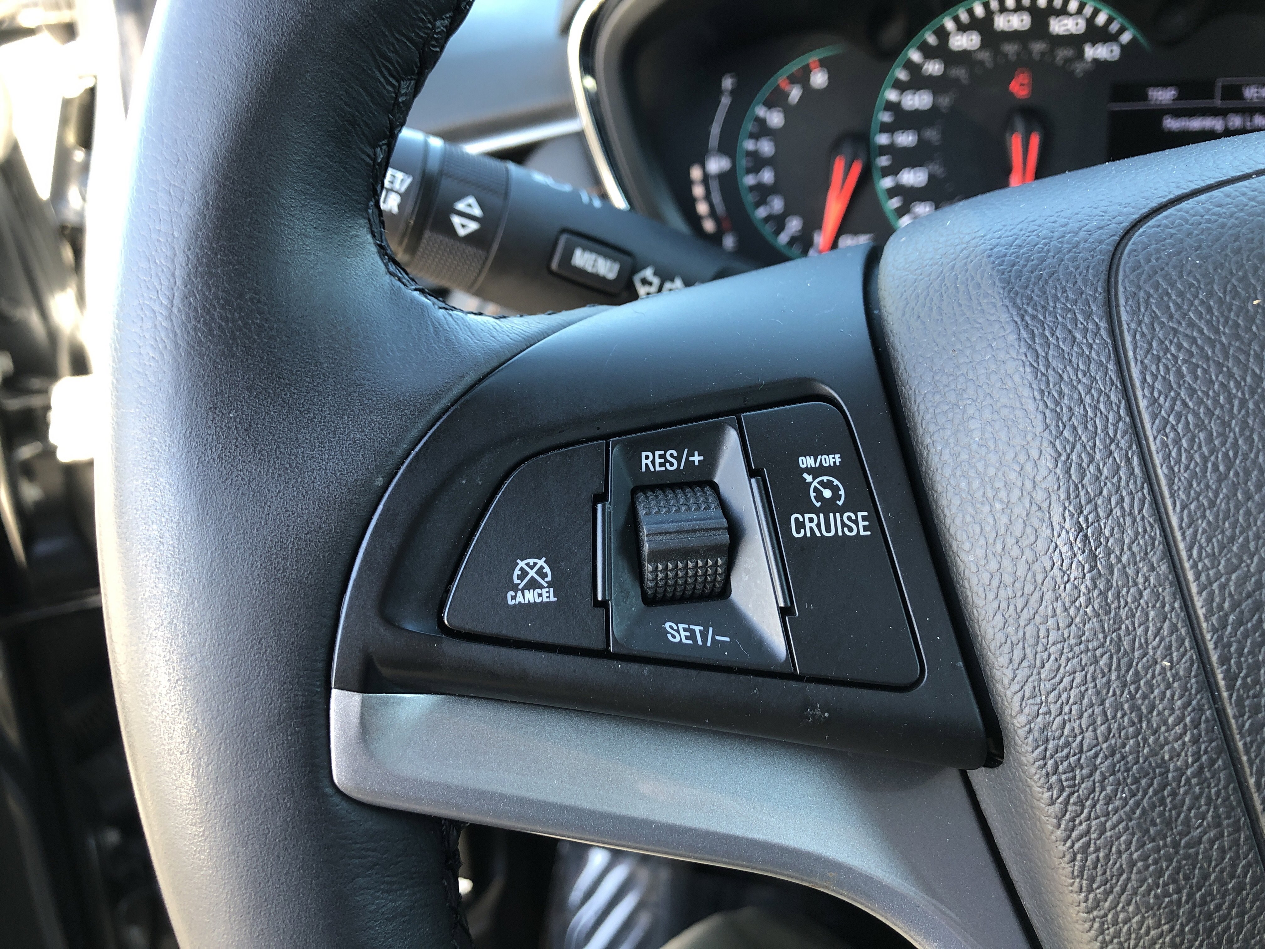 Used 2019 Chevrolet Trax LT w/ LT Convenience Package image 29