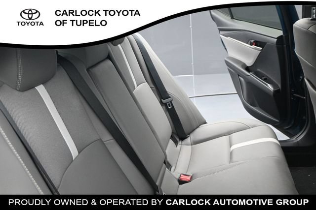Used 2025 Toyota Camry SE w/ Convenience Package FWD image 43