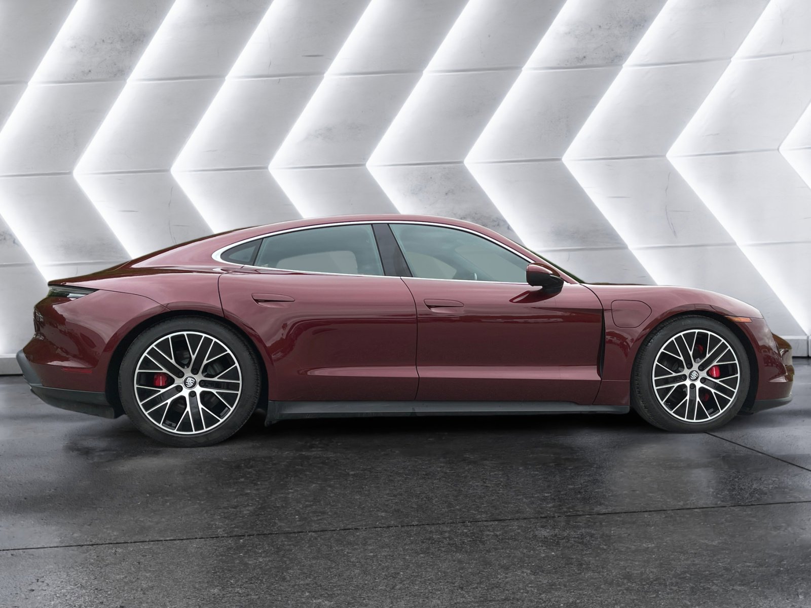 Used 2022 Porsche Taycan 4S image 7