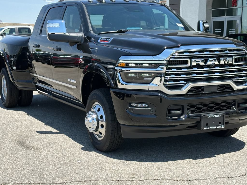 New 2026 RAM 3500 Limited AWD/4WD image 11