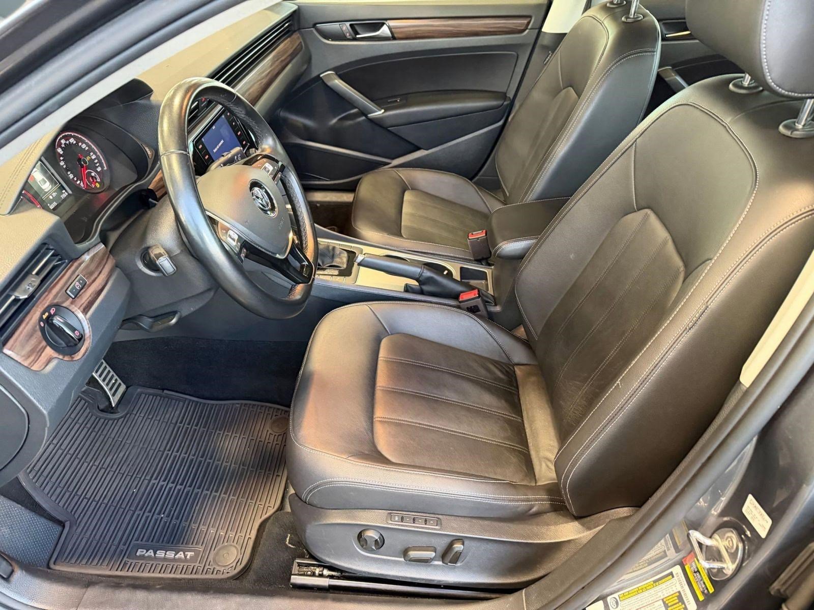 Used 2020 Volkswagen Passat 2.0T SEL image 5