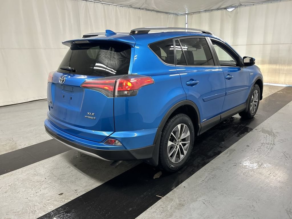 Used 2017 Toyota RAV4 XLE w/ All Weather Liner Package AWD/4WD image 2
