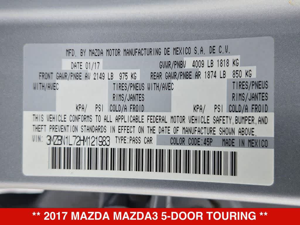 Used 2017 MAZDA MAZDA3 Touring FWD image 34