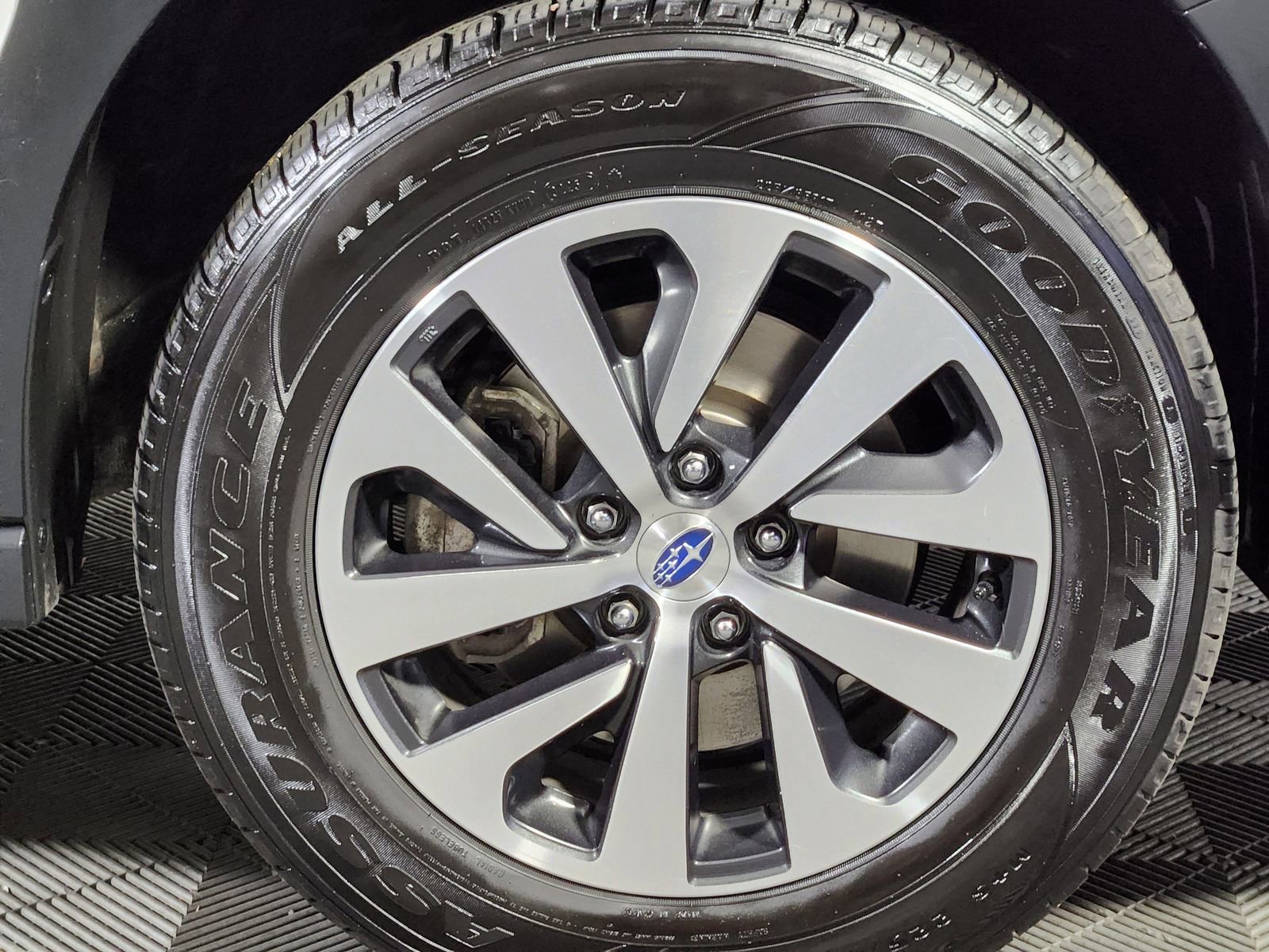 Used 2023 Subaru Outback Premium image 12