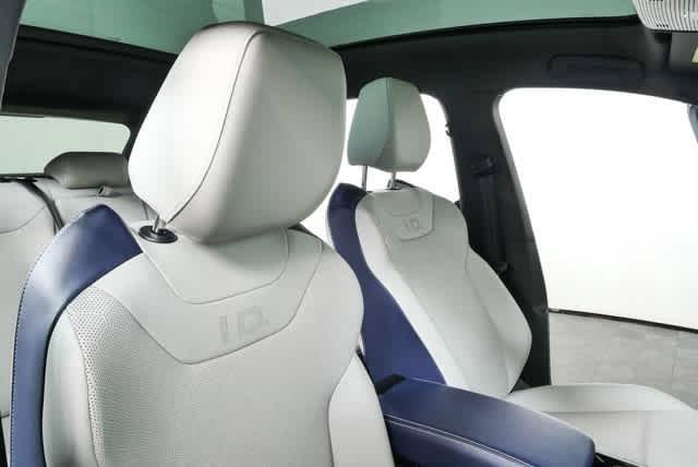 Certified 2025 Volkswagen ID.4 S Limited RWD image 22