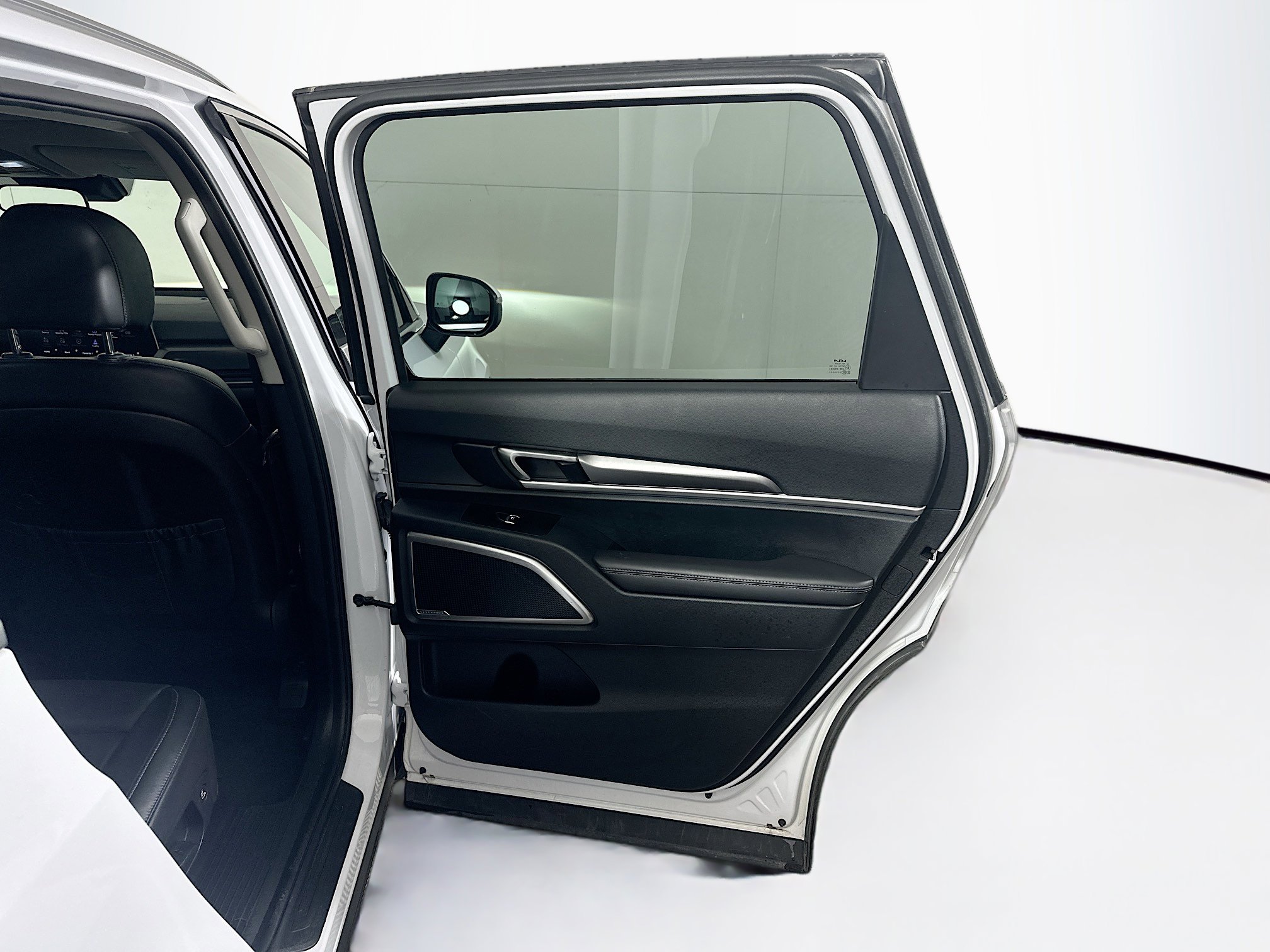 Used 2025 Kia Telluride S image 34