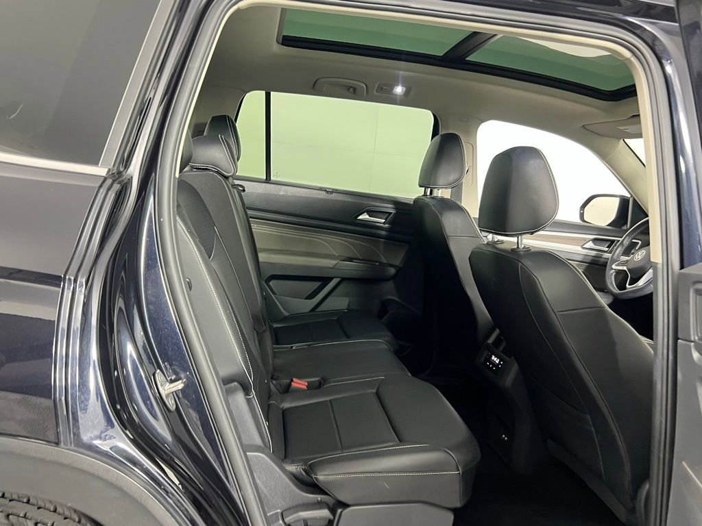 Used 2023 Volkswagen Atlas SEL image 33