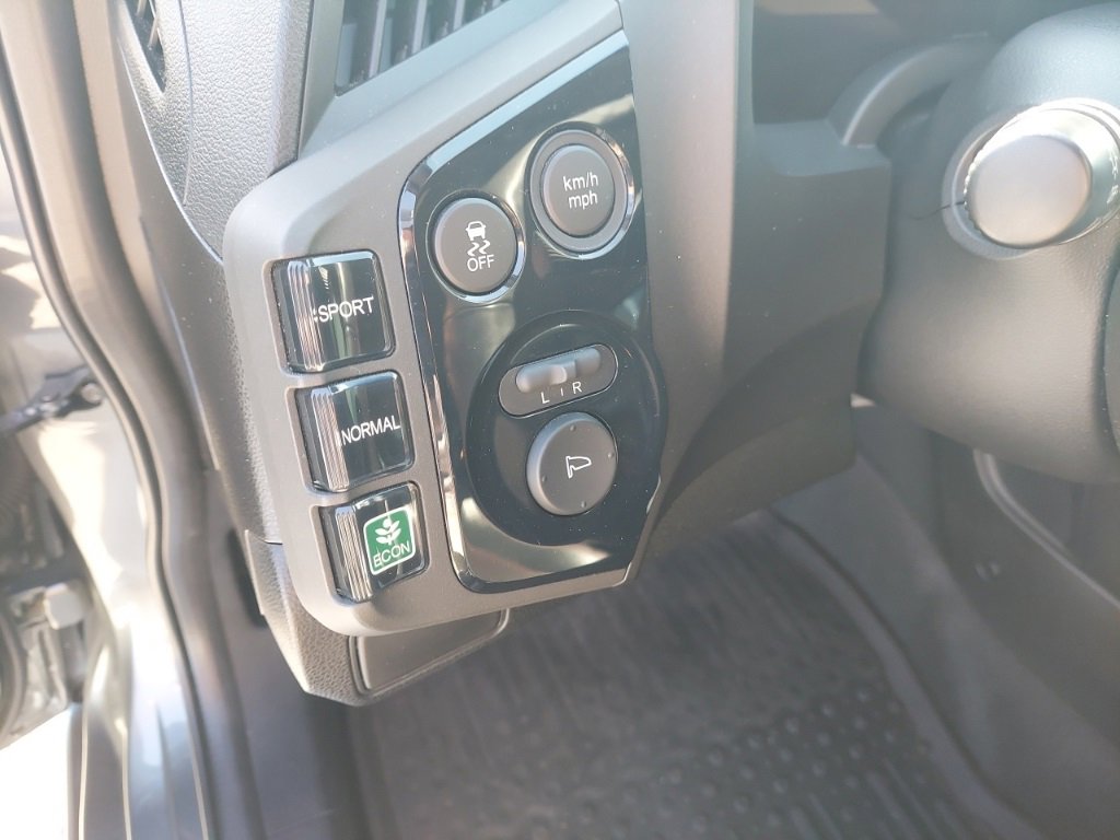 Used 2014 Honda CR-Z EX image 17