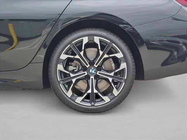 New 2026 BMW 330i xDrive Sedan w/ Premium Package AWD/4WD image 10
