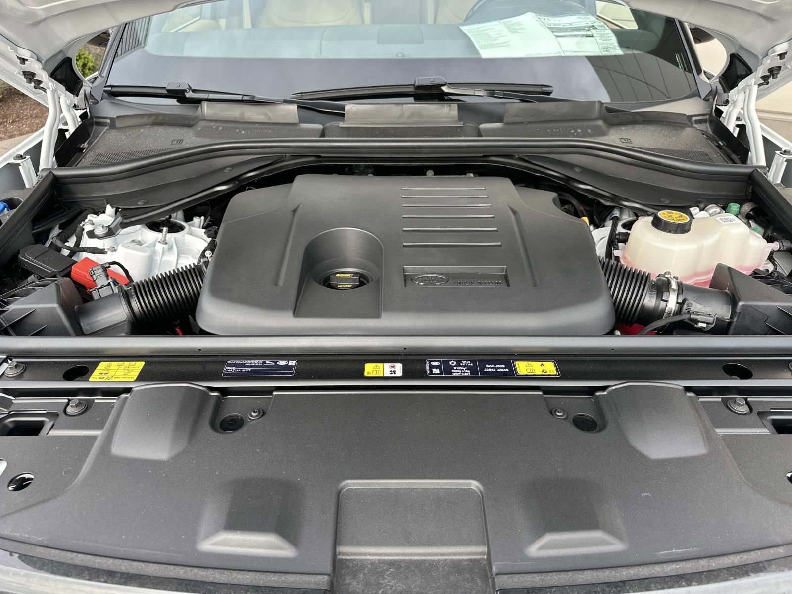 New 2026 Land Rover Range Rover SE AWD/4WD image 21