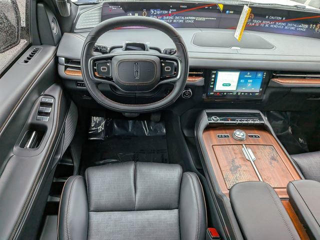 New 2026 Lincoln Navigator Black Label image 15