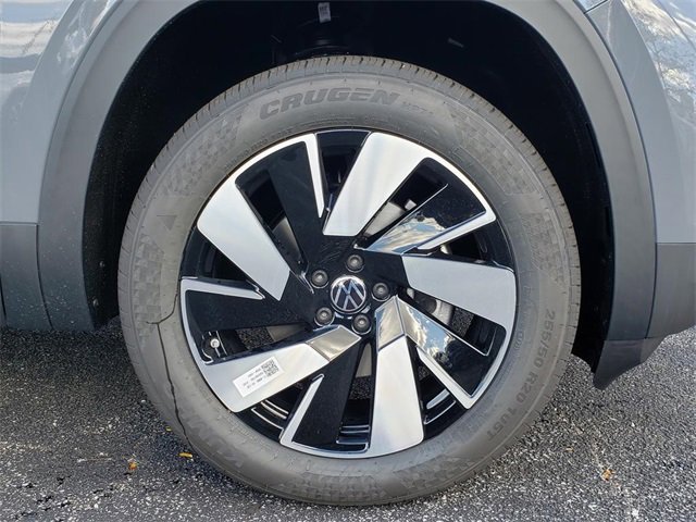 New 2026 Volkswagen Atlas Cross Sport SE image 12