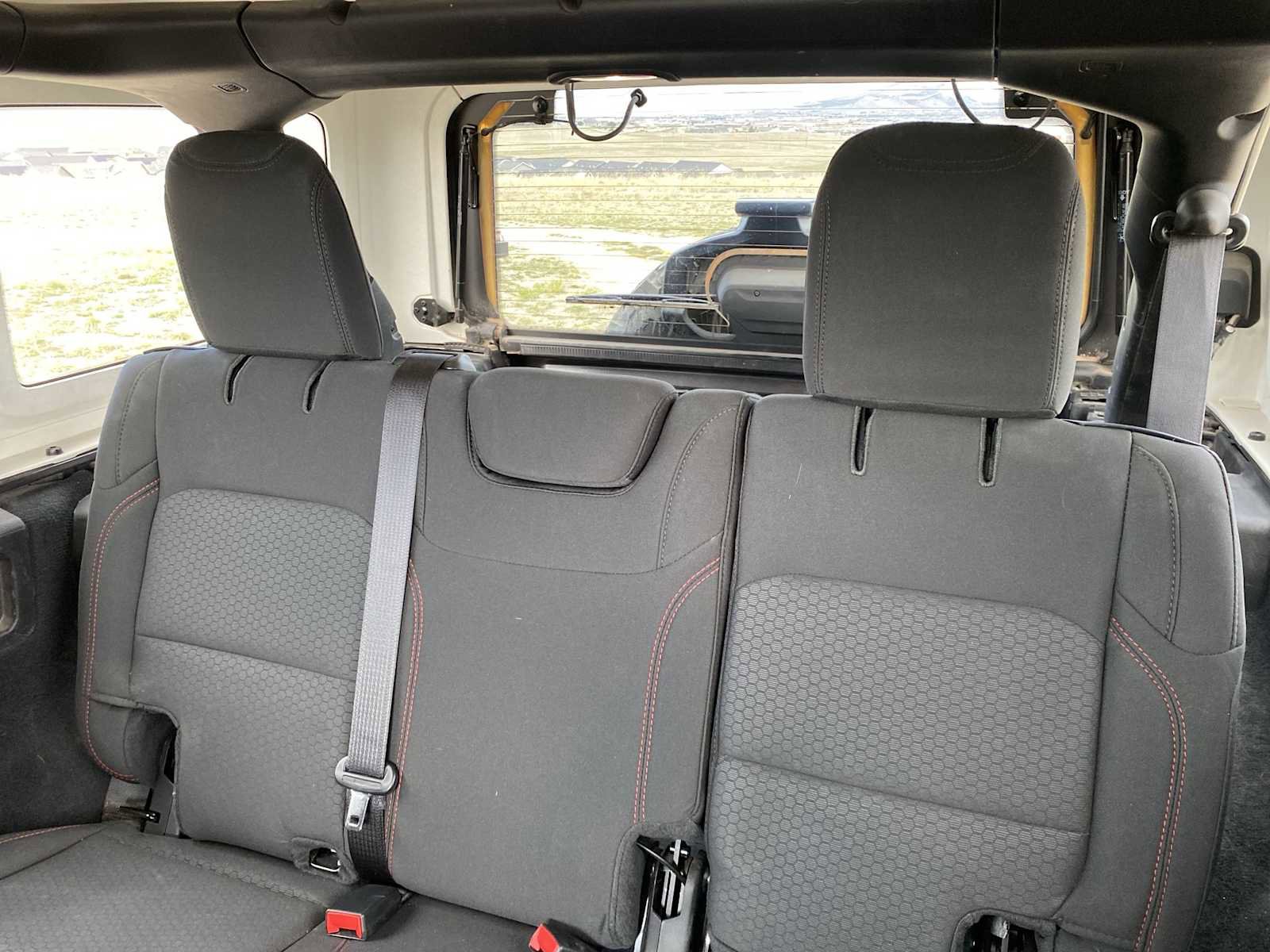 Used 2022 Jeep Wrangler Unlimited Rubicon w/ Safety Group image 20