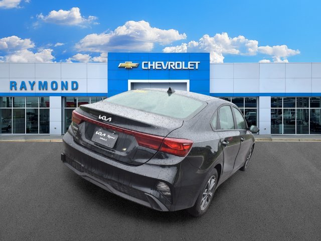 Certified 2023 Kia Forte LXS FWD image 4
