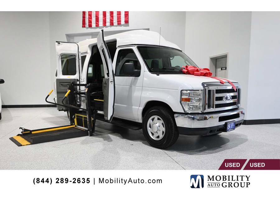 Used 2012 Ford E-350 and Econoline 350 XLT image 1