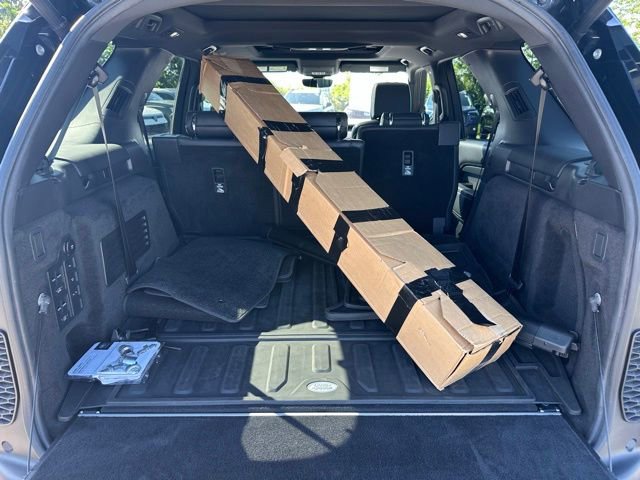 Used 2019 Land Rover Discovery HSE Luxury AWD/4WD image 34
