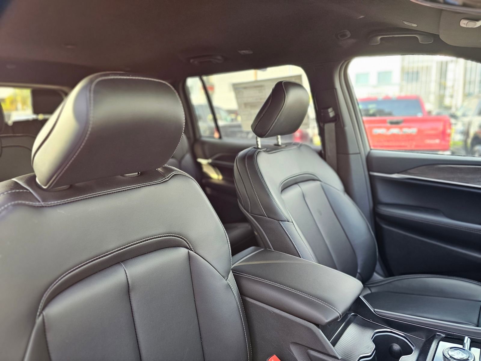 New 2026 Jeep Grand Cherokee L Limited AWD/4WD image 26