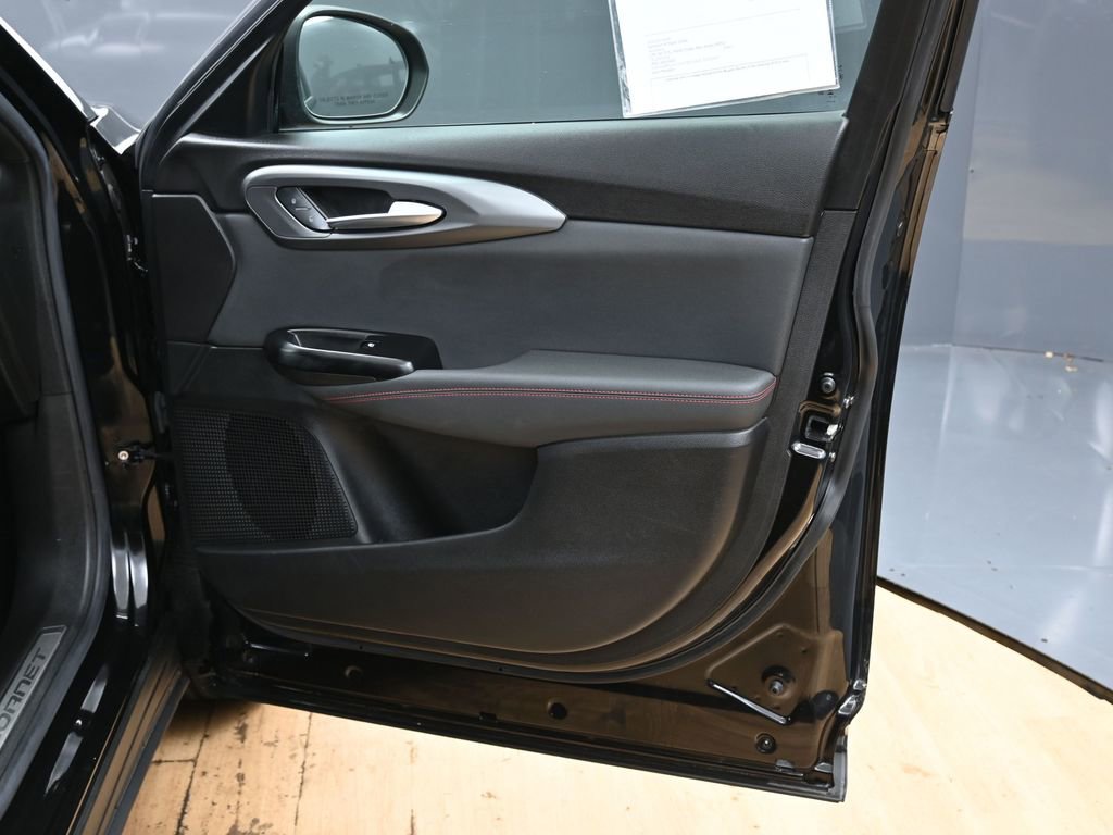 Used 2024 Dodge Hornet R/T image 38