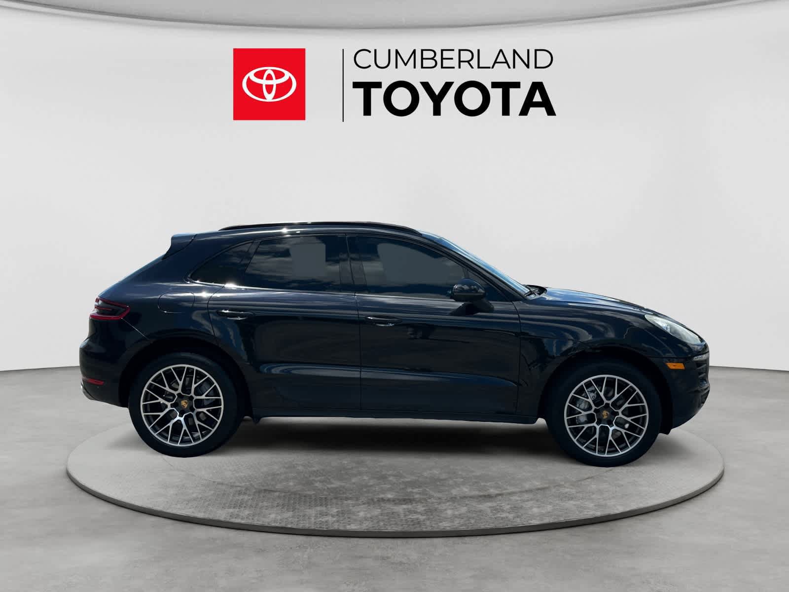 Used 2017 Porsche Macan S AWD/4WD image 6