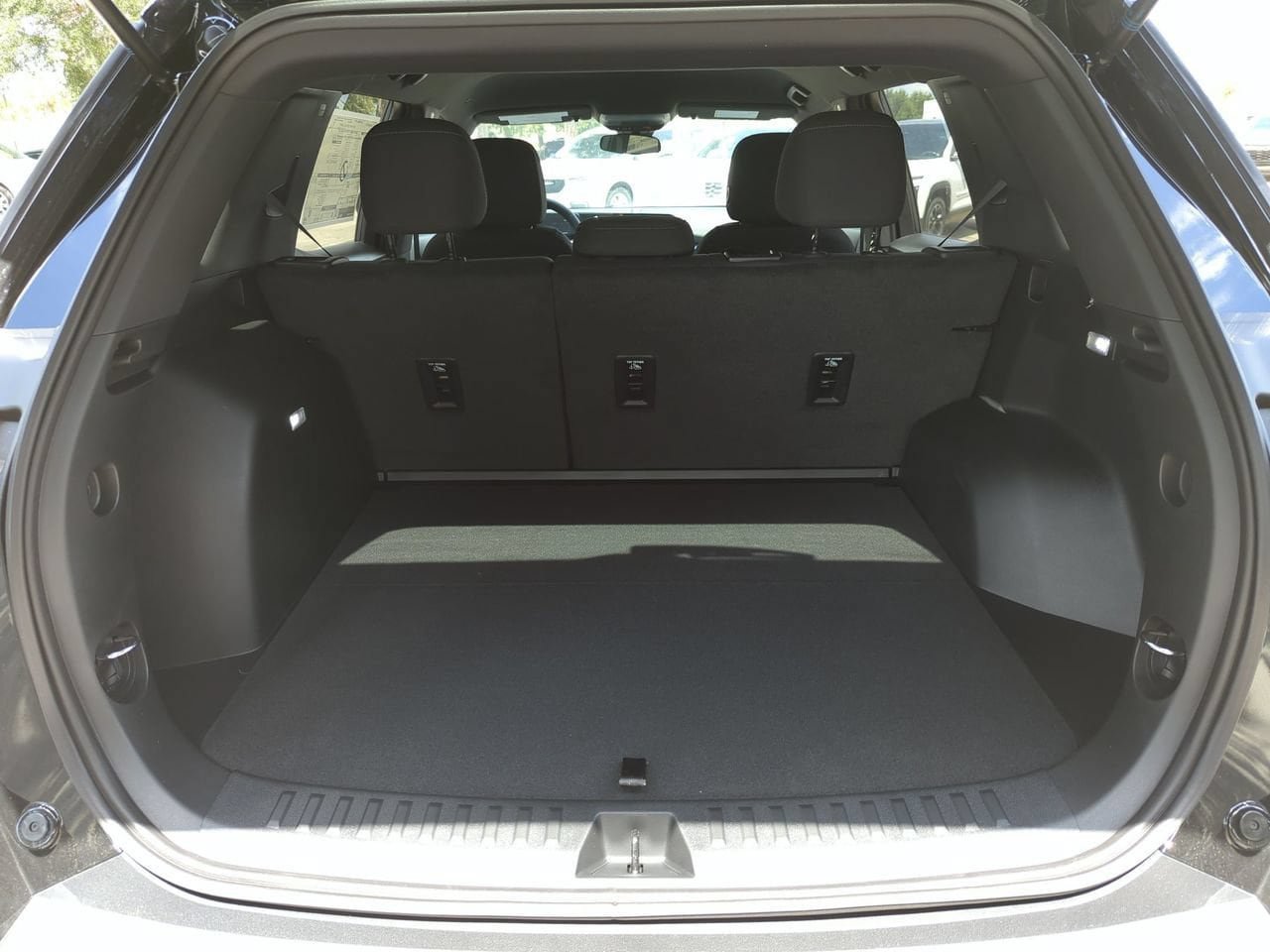 New 2027 Chevrolet Equinox LT FWD image 21