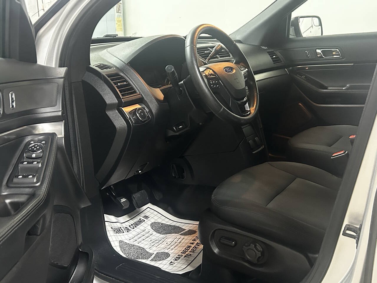 Used 2017 Ford Explorer 4WD Police Interceptor w/ Ready For The Road Package image 12