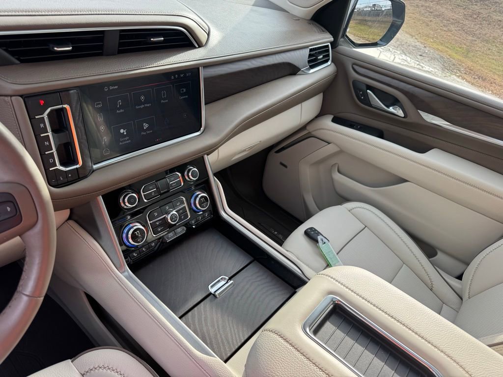 Used 2024 GMC Yukon Denali w/ Advanced Technology Package image 36