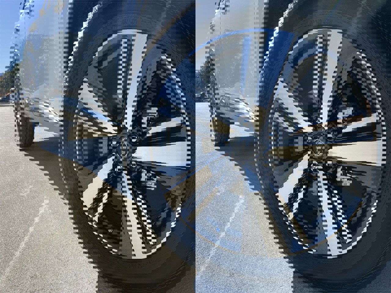 Certified 2025 Nissan Rogue SL image 7