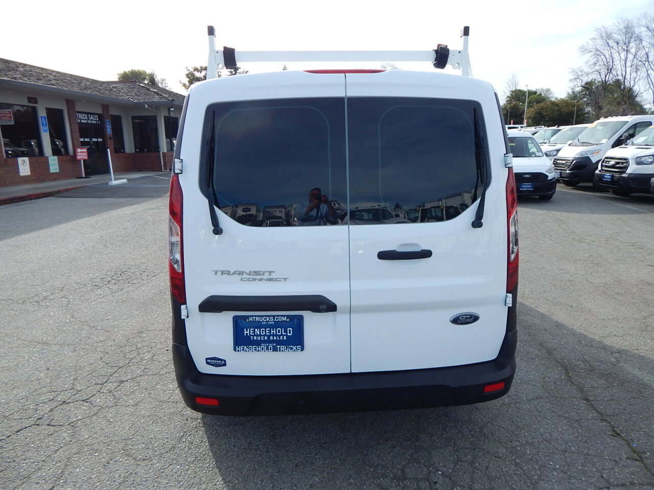 Used 2022 Ford Transit Connect XL image 7