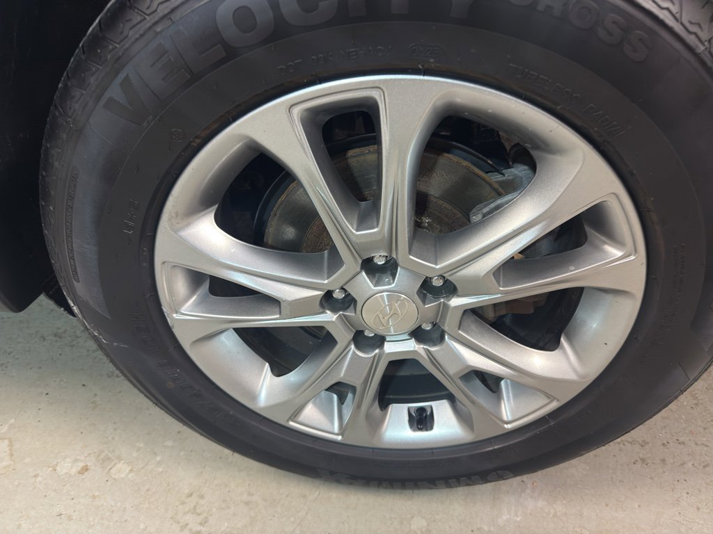 Used 2021 Hyundai Palisade SE w/ Winter Package image 35