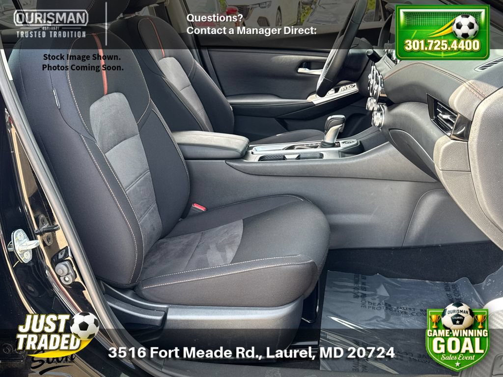 Used 2023 Nissan Sentra SR w/ Midnight Edition Package FWD image 19