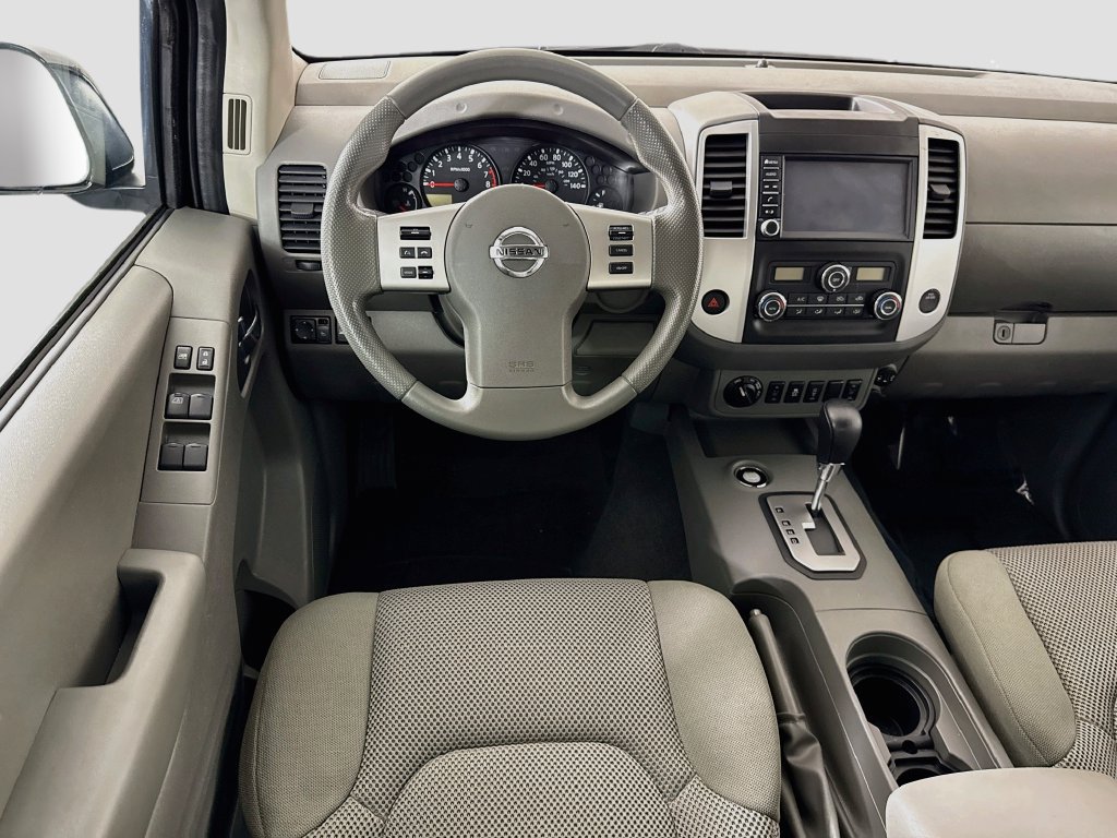 Certified 2021 Nissan Frontier SV w/ Midnight Edition Floor Mats AWD/4WD image 4