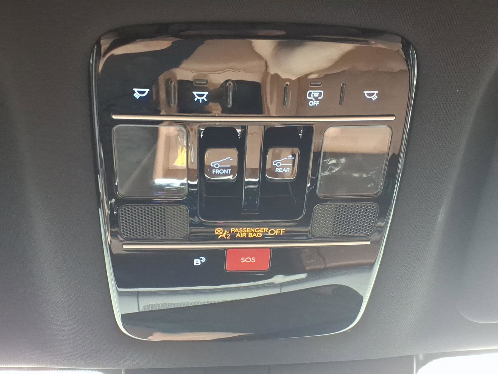 Used 2025 Hyundai Santa Fe Limited image 15