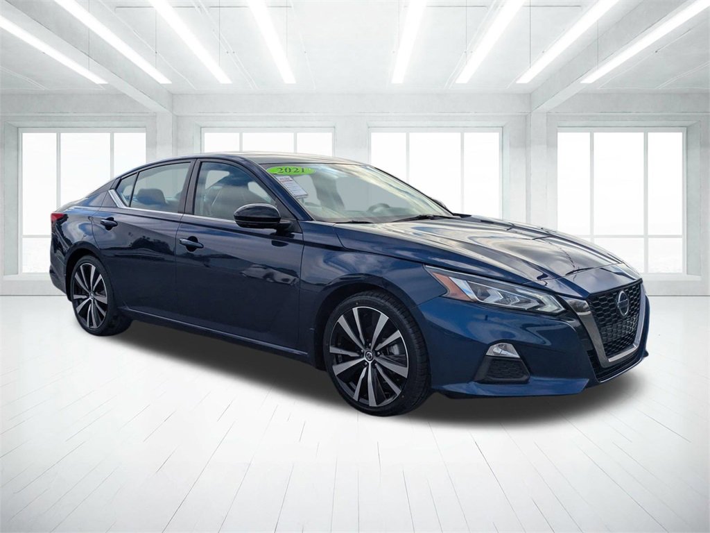Used 2021 Nissan Altima 2.5 SR w/ SR Premium Package